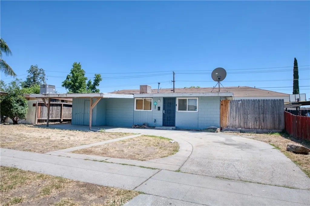 2326 E Hampton