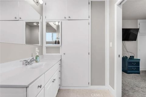 Tiny photo for 3160 Meadowbrook Drive, Concord, CA 94519 (MLS # FR25247338)