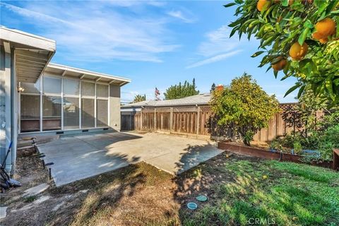 Tiny photo for 3160 Meadowbrook Drive, Concord, CA 94519 (MLS # FR25247338)