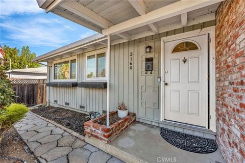 Tiny photo for 3160 Meadowbrook Drive, Concord, CA 94519 (MLS # FR25247338)
