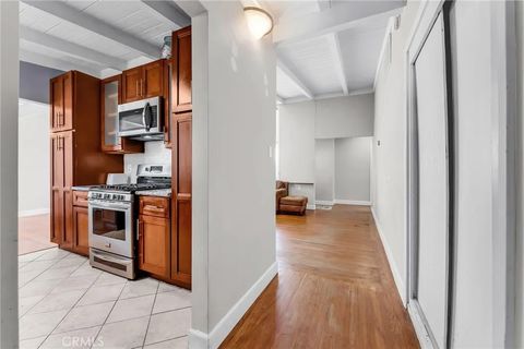 Tiny photo for 3160 Meadowbrook Drive, Concord, CA 94519 (MLS # FR25247338)