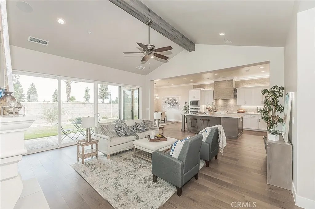 11421 N Live Oak Drive