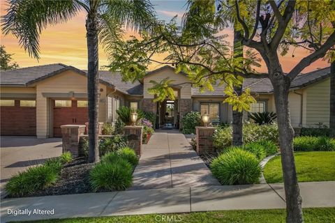 Photo of 3931 Ashwood Circle, Corona, CA 92881 (MLS # IG26067084)