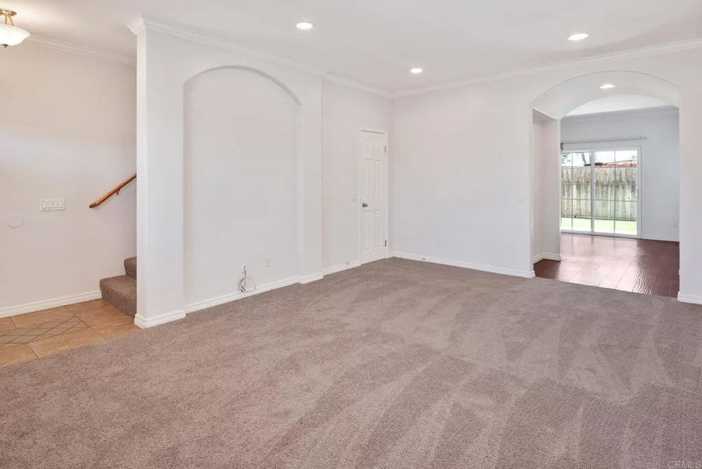 1249 Elm Avenue