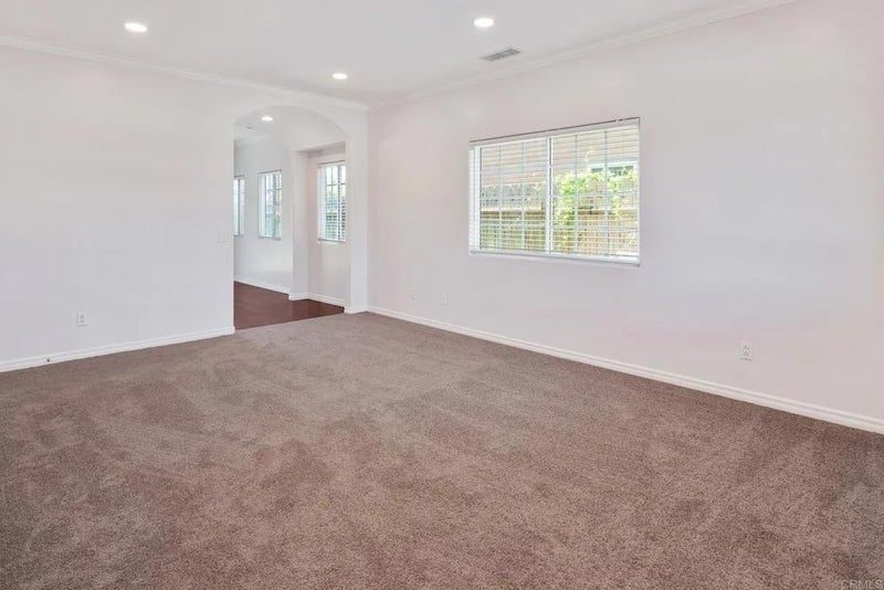 1249 Elm Avenue