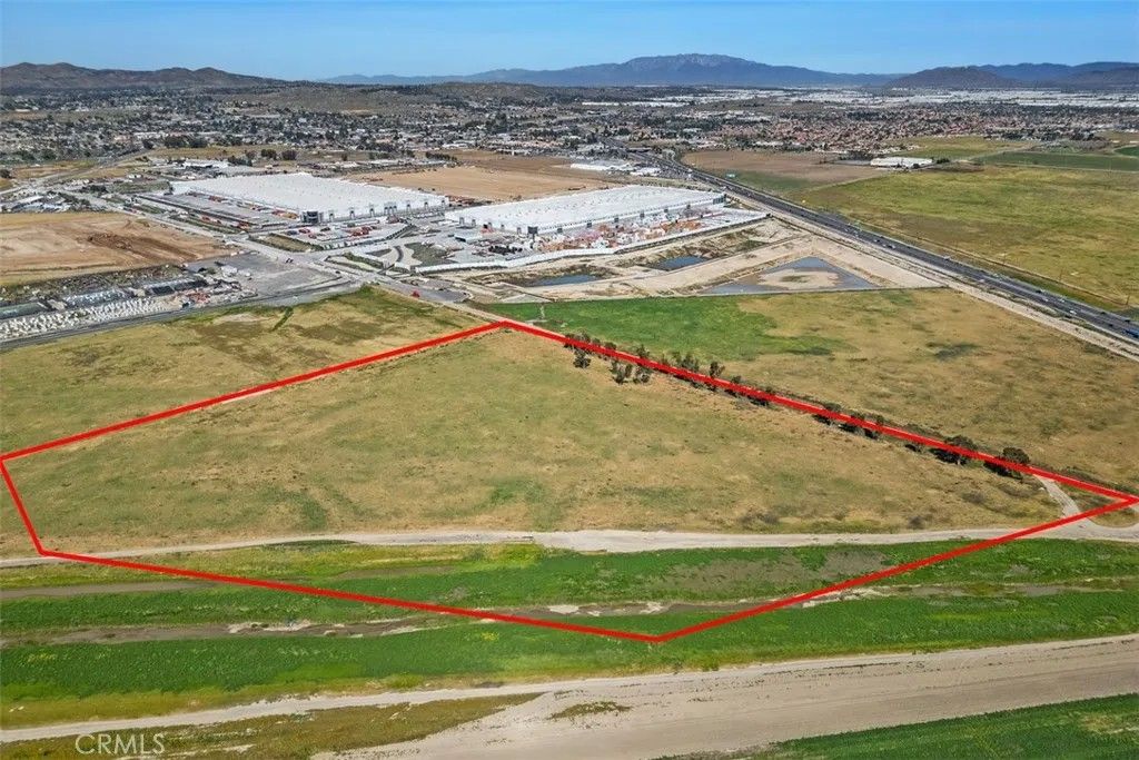 Photo of 0 E. Ellis, Perris, CA 92570 (MLS # ND26055026)