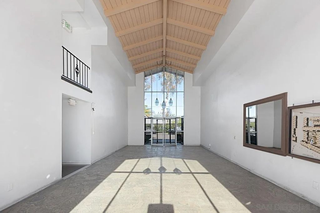 Photo of 285 Moss St #9, Chula Vista, CA 91911 (MLS # 260001322)