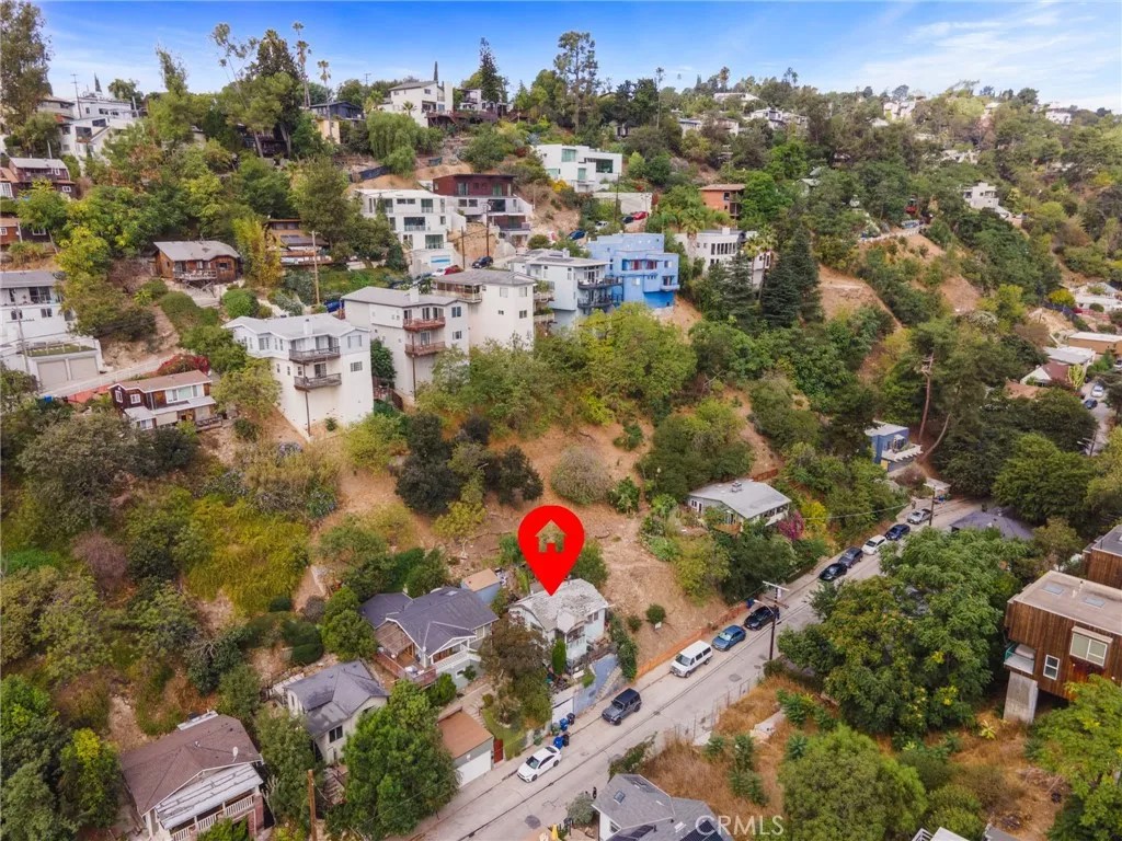 325 Museum Dr