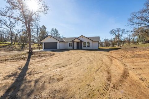 5448 Dunn Court Catheys Valley CA 95306