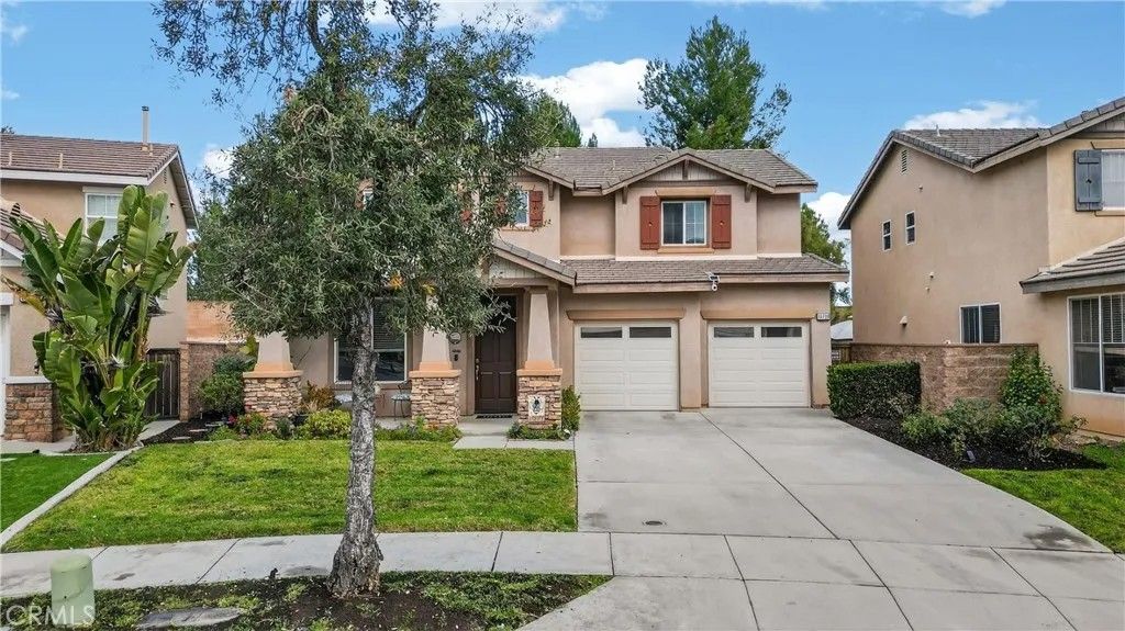 Photo of 10798 Rosemary Way, Corona, CA 92883 (MLS # PW26027825)