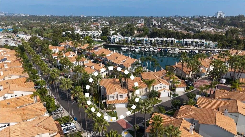 Photo of 311 Long Point, Long Beach, CA 90803 (MLS # PW26094772)