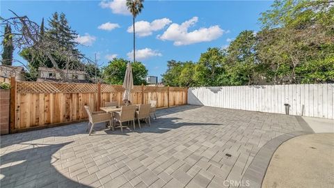 Tiny photo for 13633 Delano Street, Valley Glen, CA 91401 (MLS # SR26042427)