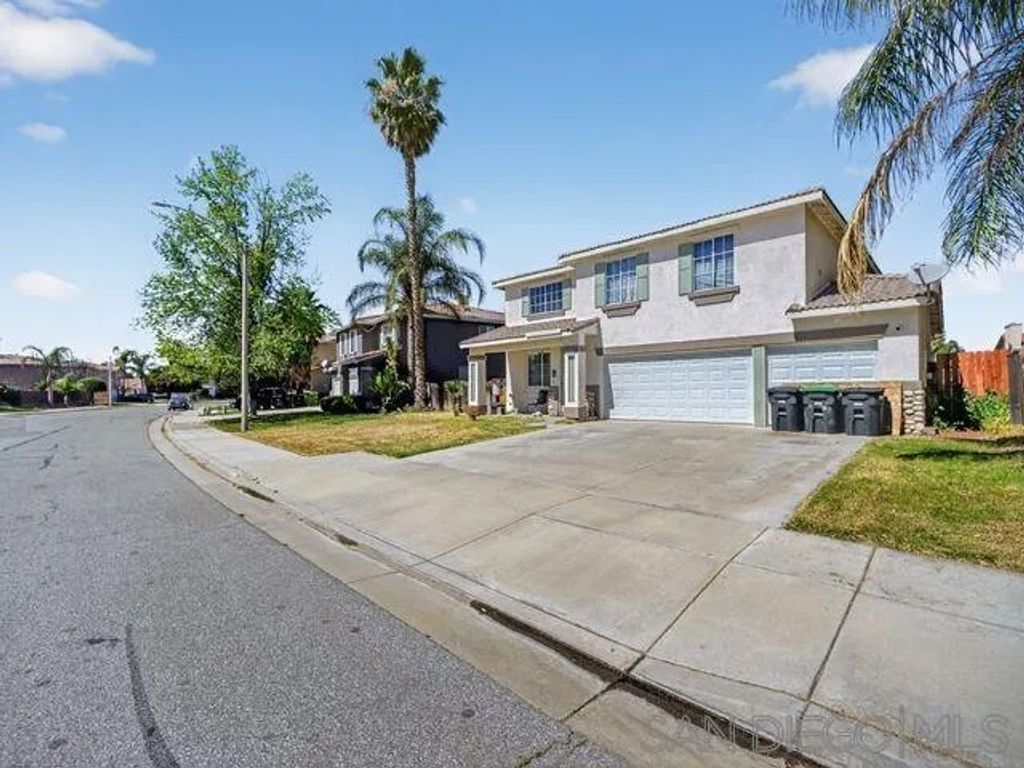 Photo of 2824 Lancaster Ave, Hemet, CA 92545 (MLS # 260006846)