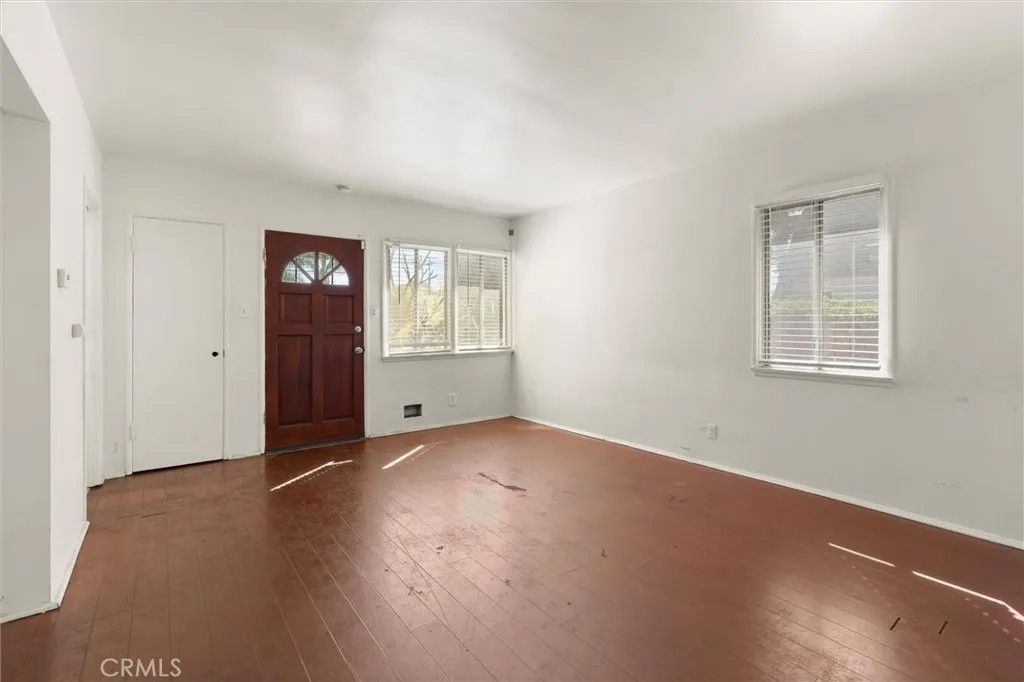 Photo of 6819 Orange Ave, Long Beach, CA 90805 (MLS # SB26074848)