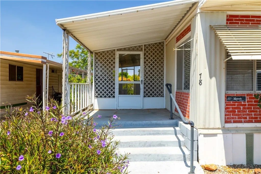 975 California
