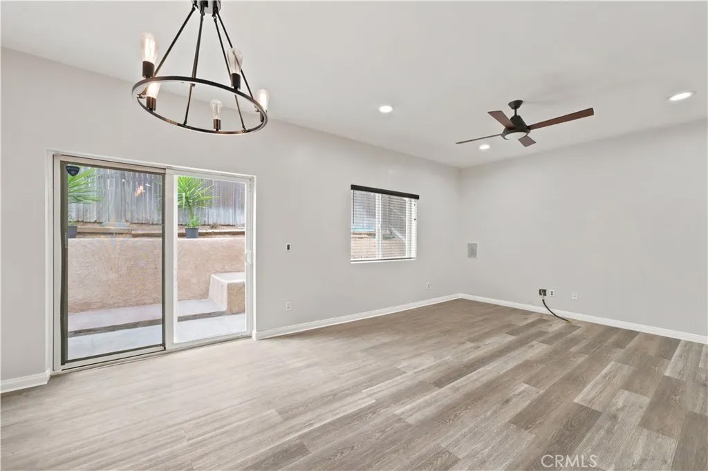 13471 Sunny Palms Ln