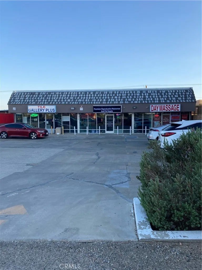 17153 Bear Valley RD.