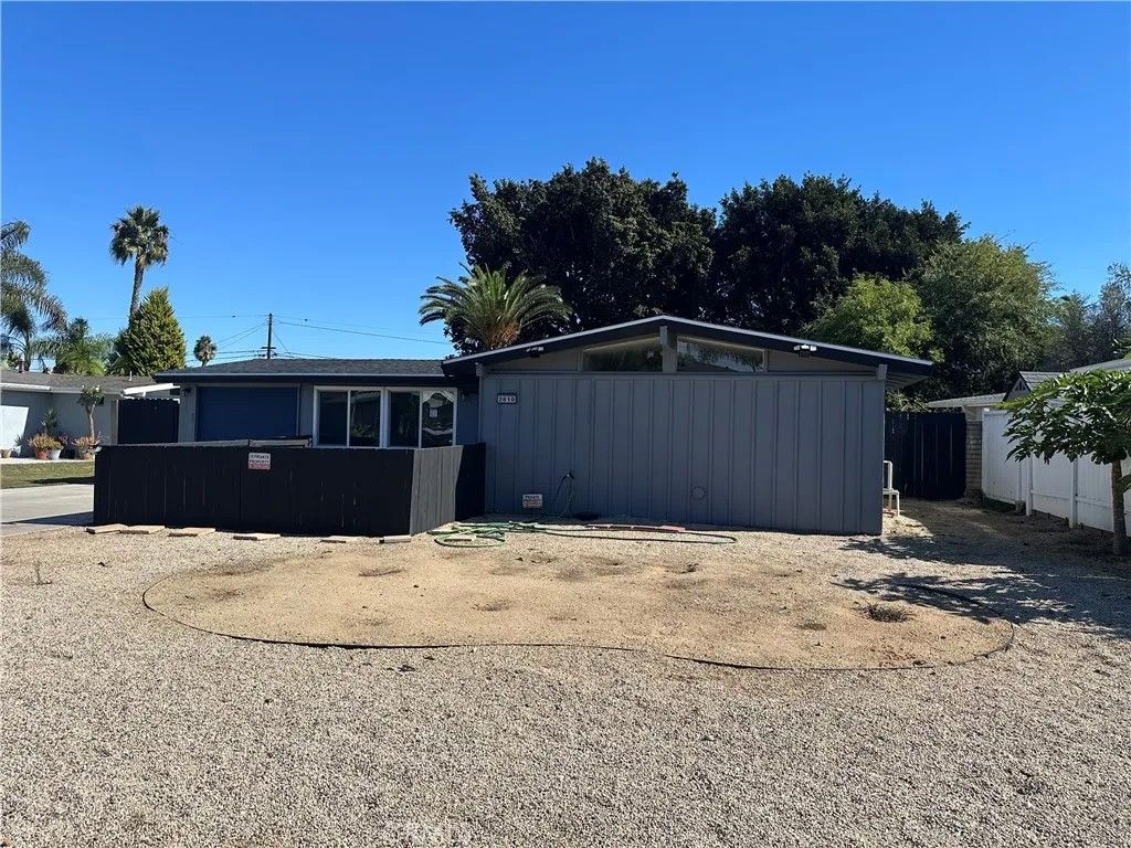 Photo of 2610 Willo Ln, Costa Mesa, CA 92627 (MLS # PW25242951)