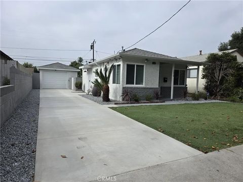 Photo of 1050 E 72nd St, Long Beach, CA 90805 (MLS # PW26121605)