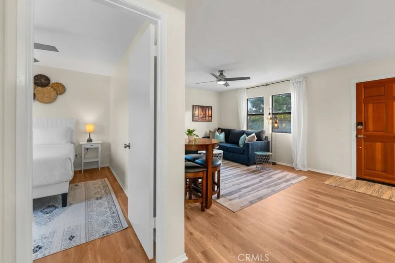 1033 E Santa Clara Street