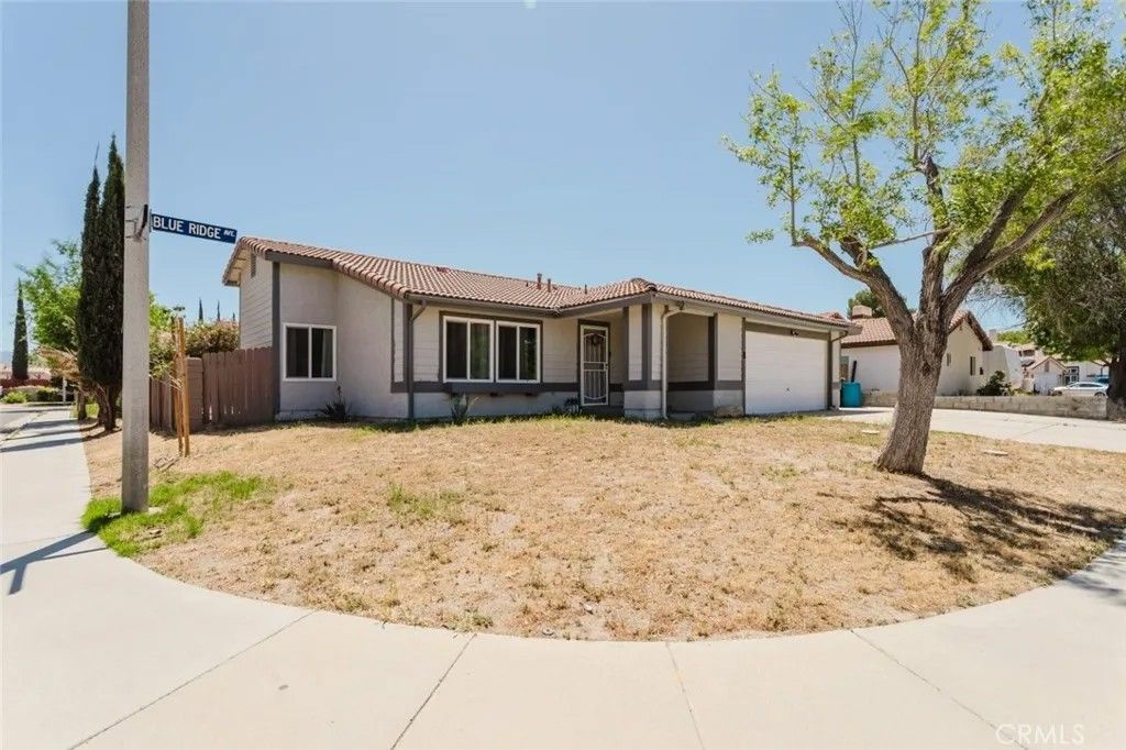 Photo of 4636 Blue Ridge Avenue, Palmdale, CA 93552 (MLS # SR26086990)