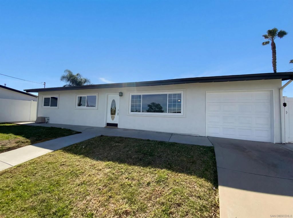 Photo of 1268 Helix Ave, Chula Vista, CA 91911 (MLS # 260004498)