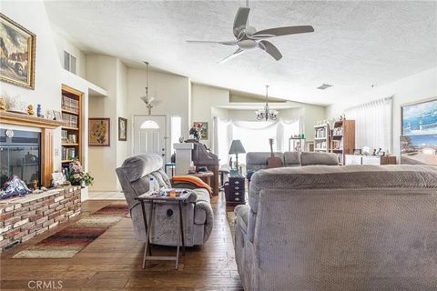 Tiny photo for 14666 Cool Glen, Helendale, CA 92342 (MLS # HD25252336)