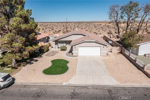 Tiny photo for 14666 Cool Glen, Helendale, CA 92342 (MLS # HD25252336)