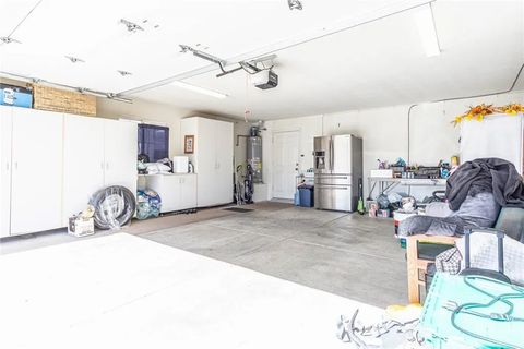 Tiny photo for 14666 Cool Glen, Helendale, CA 92342 (MLS # HD25252336)