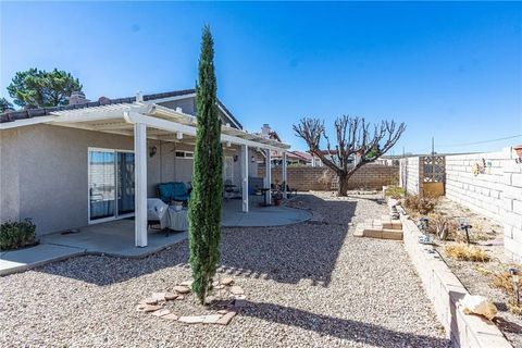 Tiny photo for 14666 Cool Glen, Helendale, CA 92342 (MLS # HD25252336)