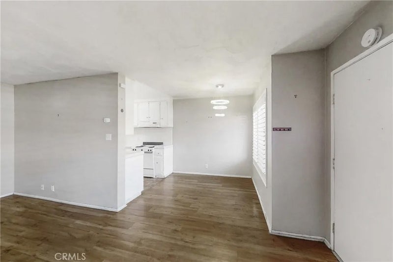 545 Chestnut Avenue 406