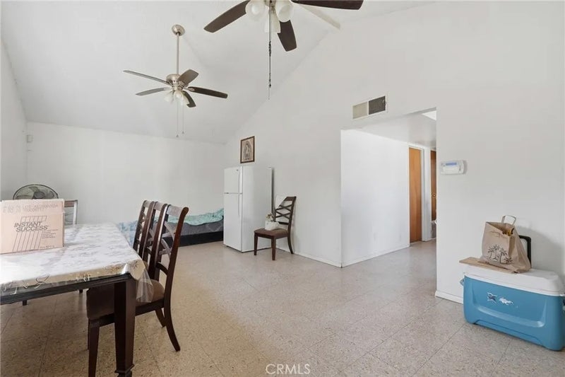 16420 Hudson
