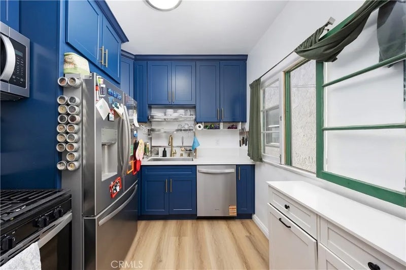 28 Argonne Avenue