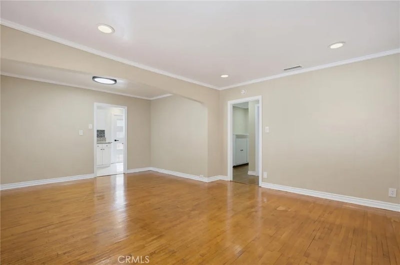 428 W 98th