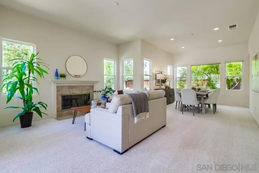 1752 Russet Leaf Court