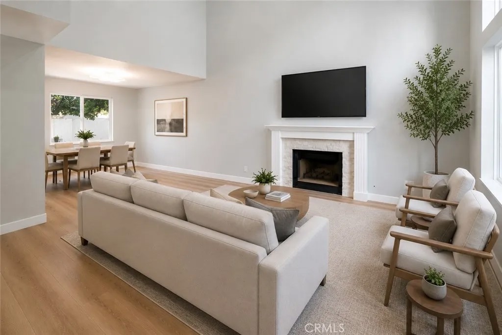 9737 Willow Wood