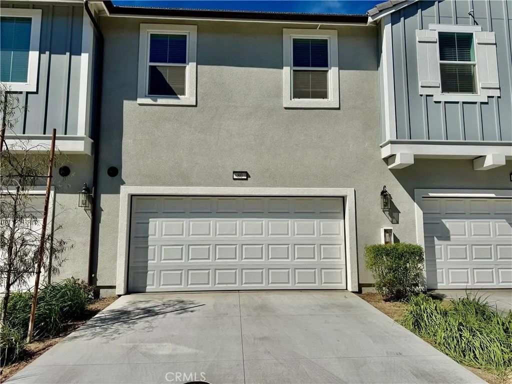 Photo of 4230 S Hollyhock Paseo #80, Ontario, CA 91761 (MLS # OC26056428)