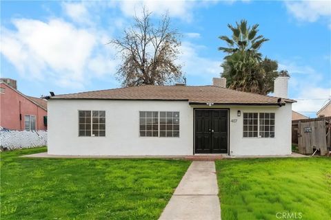 Photo of 407 4th St, Bakersfield, CA 93304 (MLS # SR25280846)