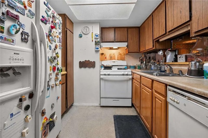 8847 Willis Avenue B-8