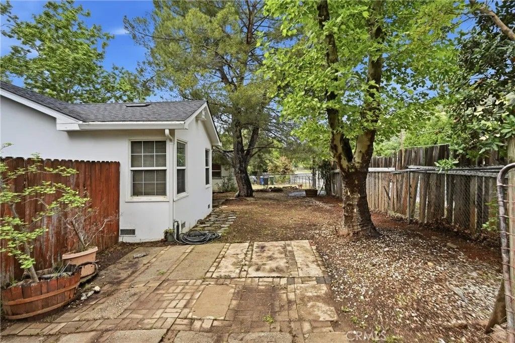 Photo of 12847 E Highway 20, Clearlake Oaks, CA 95423 (MLS # LC26060086)
