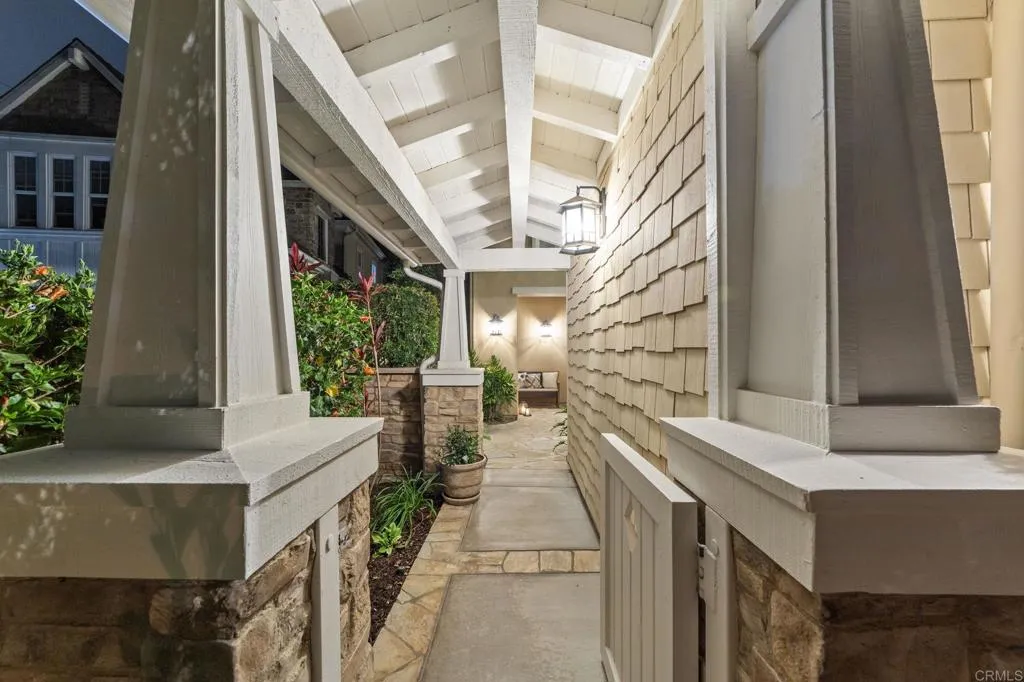 3474 Camino Cereza
