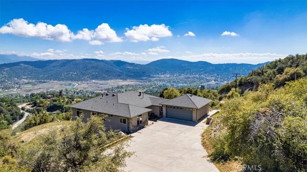 25250 Deertrail