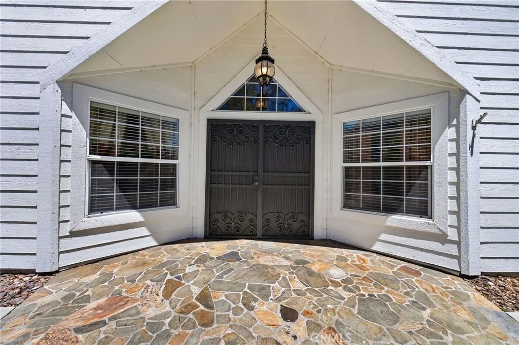 42761 Juniper