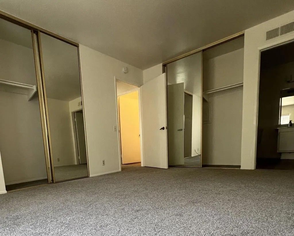 Photo of 3230 Caminito Eastbluff Unit, San Diego, CA 92037 (MLS # NDP2601671)