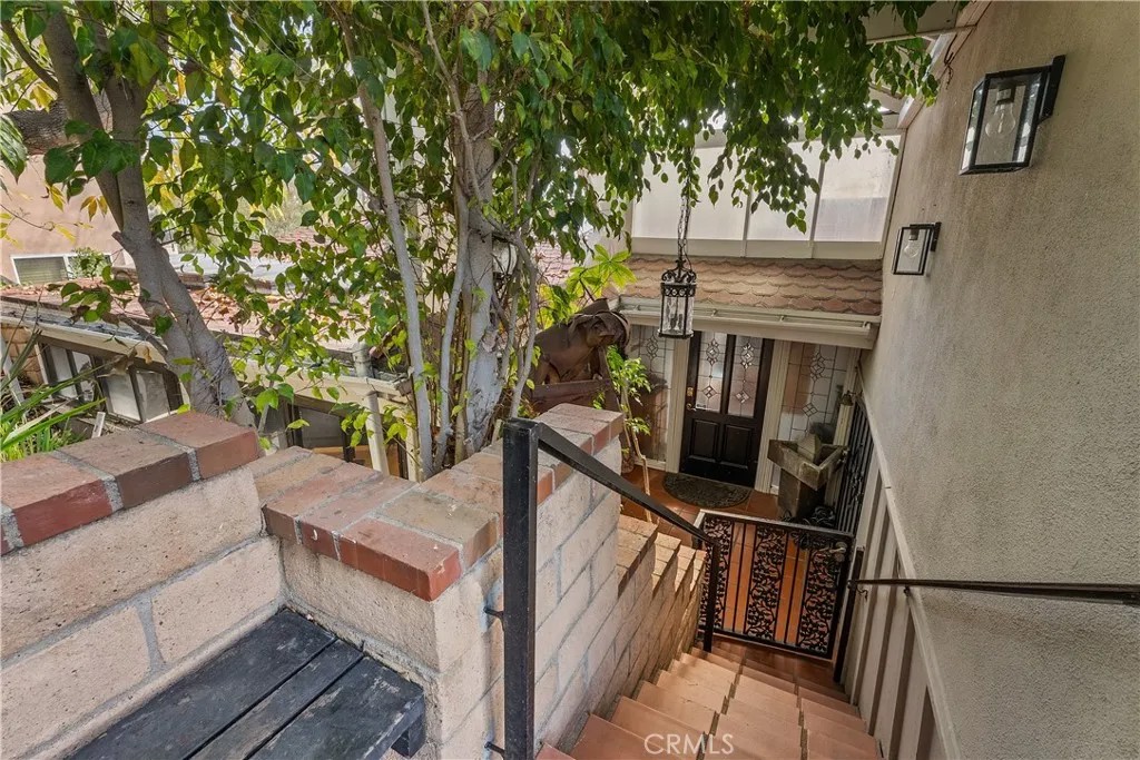 535 Mystic Way