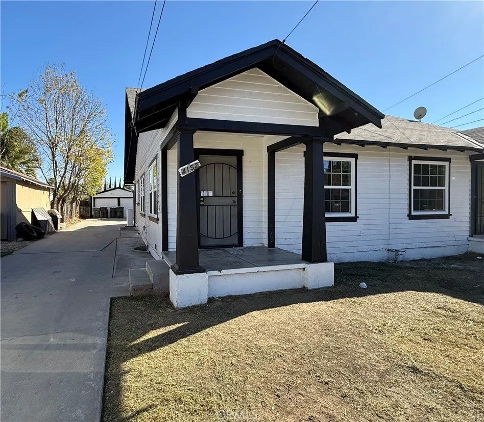 Photo of 4152 Locust Street, Riverside, CA 92501 (MLS # CV26082047)