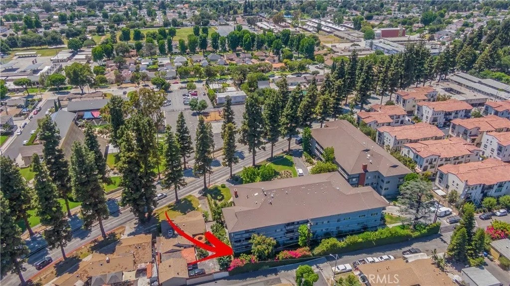 12035 Beverly 1F