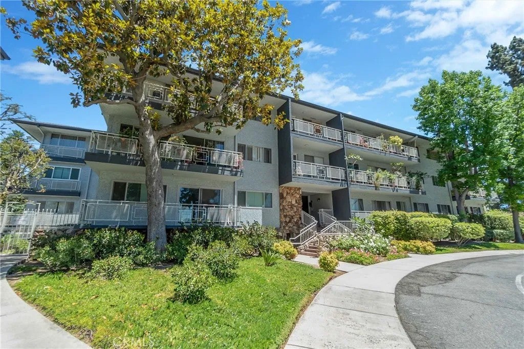 12035 Beverly 1F