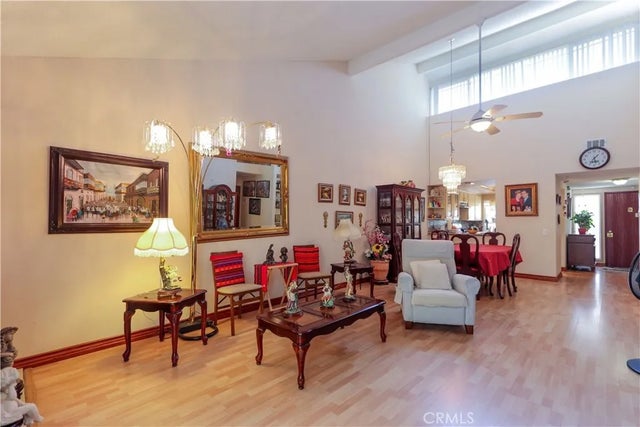 5086 Cinnamon, Irvine