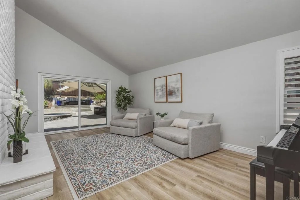 11120 FORESTVIEW Lane